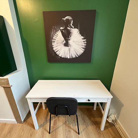 24 Chic & Cosy Grand Appart 88M2 Parking Gratuit Hypercentre Netflix Saint-Etienne  Ngoại thất bức ảnh