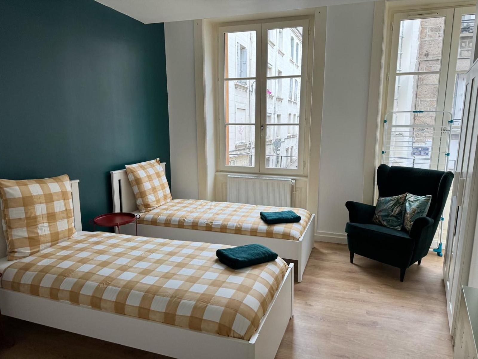 24 Chic & Cosy Grand Appart 88M2 Parking Gratuit Hypercentre Netflix Saint-Etienne  Ngoại thất bức ảnh